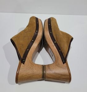 Tommy Hilfiger Suede Clogs size 9